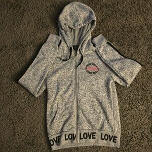 Medium kids, gray jacket made with cotton by the brand New Look